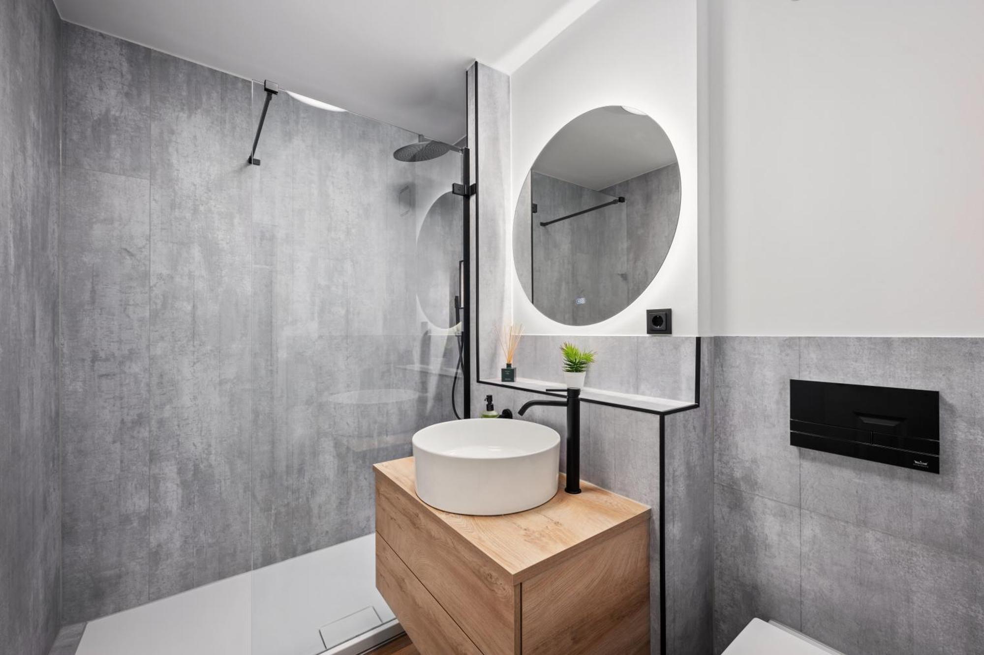 Edler Wohnraum Noble Stadtoase Mit Boxspringbett, Kaffeevollautomat, Lift & Parkplatz Chemnitz Esterno foto